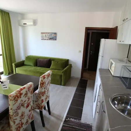 Salena Aparthotel Primorsko