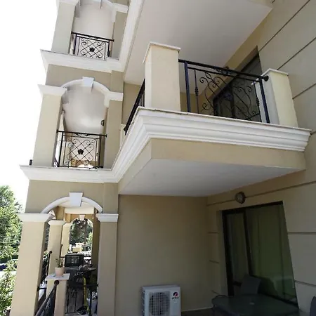 Salena Aparthotel 4*