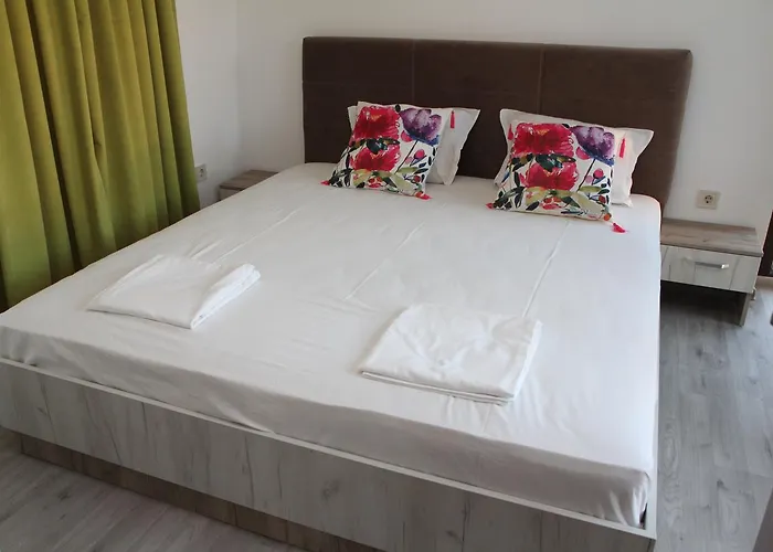 Salena מלון דירות פרימורסקו