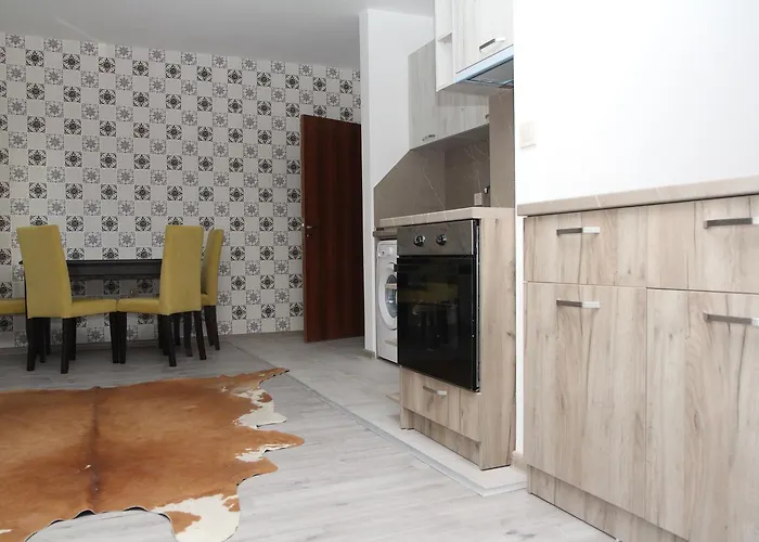 Salena بريمورسكو