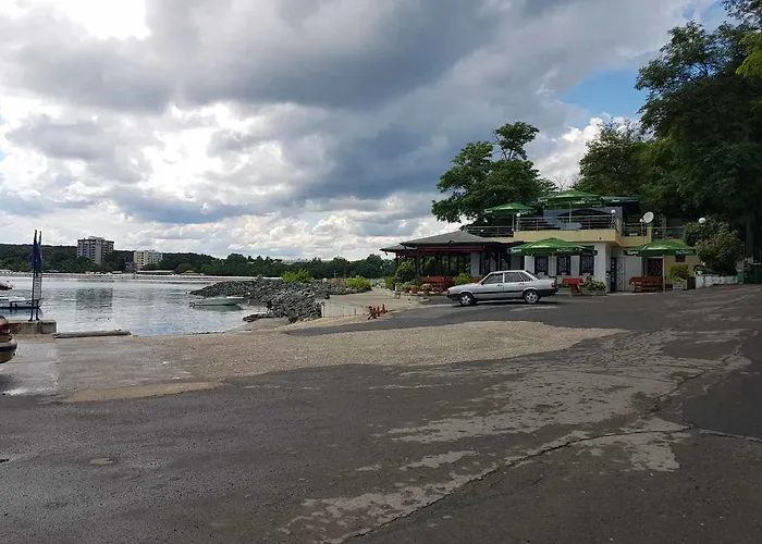 Salena פרימורסקו