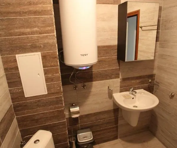 Salena شقة فندقية 4*