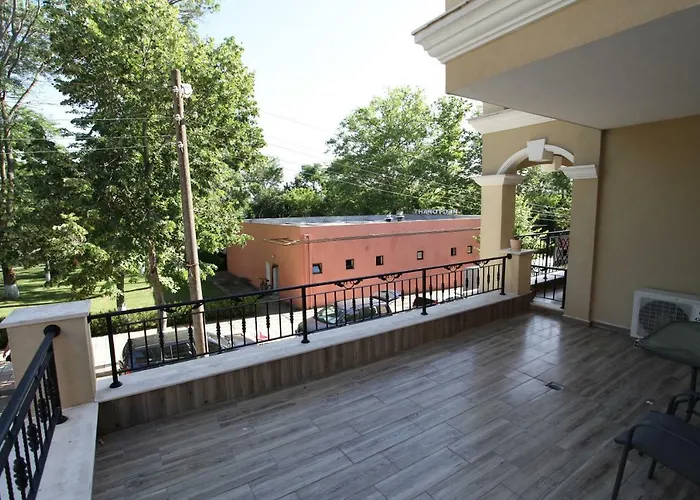 شقة فندقية Salena 4*