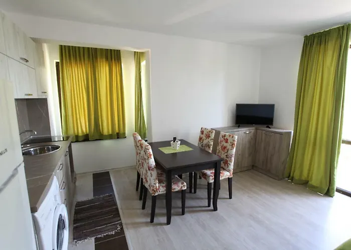 شقة فندقية Salena 4*