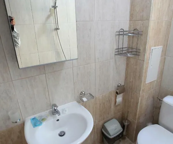 شقة فندقية Salena 4*